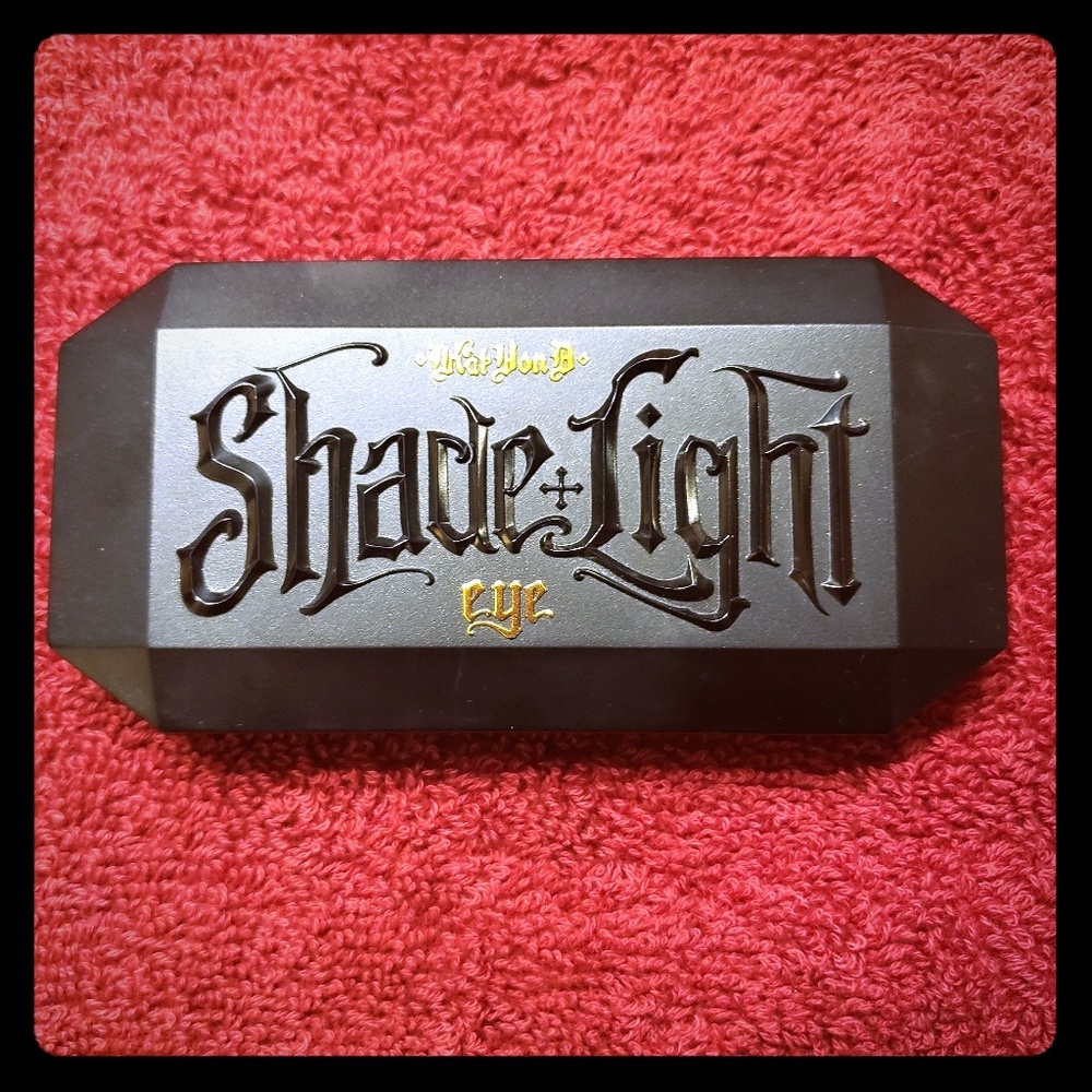 Kat Von D shade + light eye quad